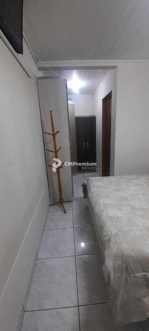 Terreno com Casa e Garagem de 5 Vagas  Conforto e Espaço em Lo...