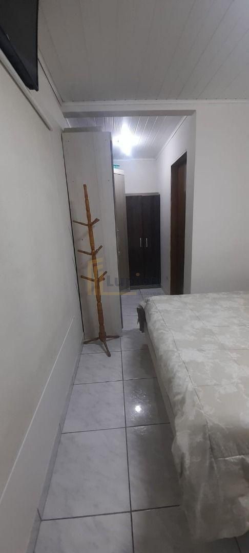 Terreno com Casa e Garagem de 5 Vagas  Conforto e Espaço em Lo...