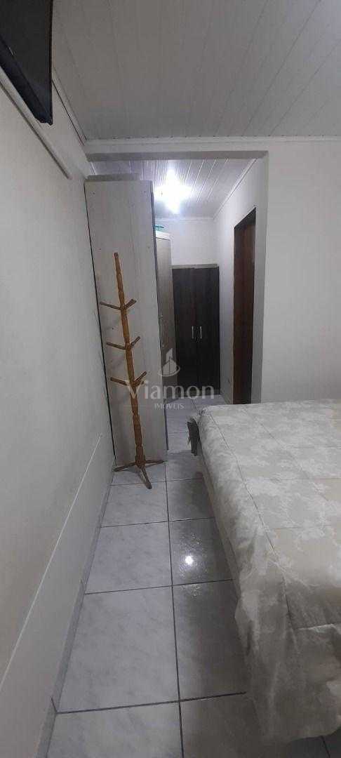 Terreno com Casa e Garagem de 5 Vagas  Conforto e Espaço em Lo...