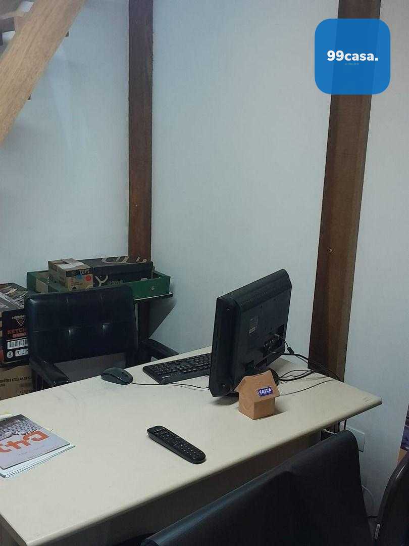 Loja ou Conjunto Comercial de 22m  na Sobreloja do Shopping Ca...