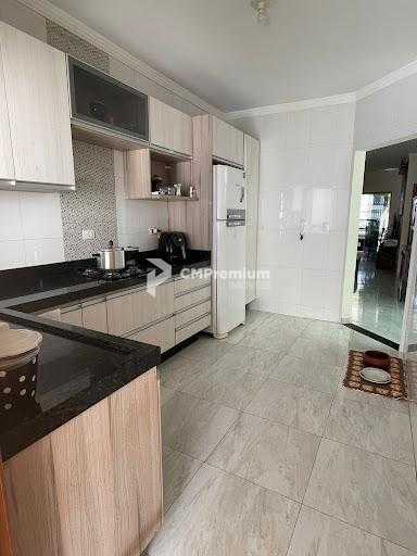 Casa à Venda no Jardim Novo Oásis  3 Dormitórios, Área de Laze...