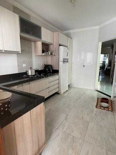 Casa à Venda no Jardim Novo Oásis  3 Dormitórios, Área de Laze...