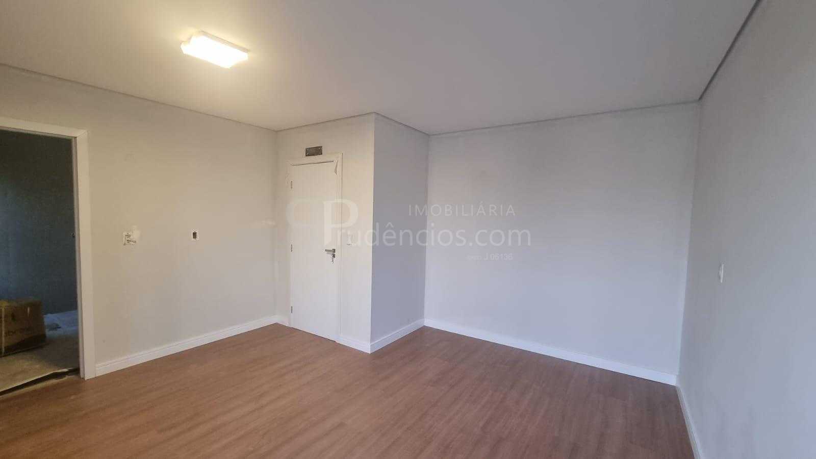 Sobrado Moderno 3 Quartos  1 Suíte  em Condomínio Fechado  Cam...