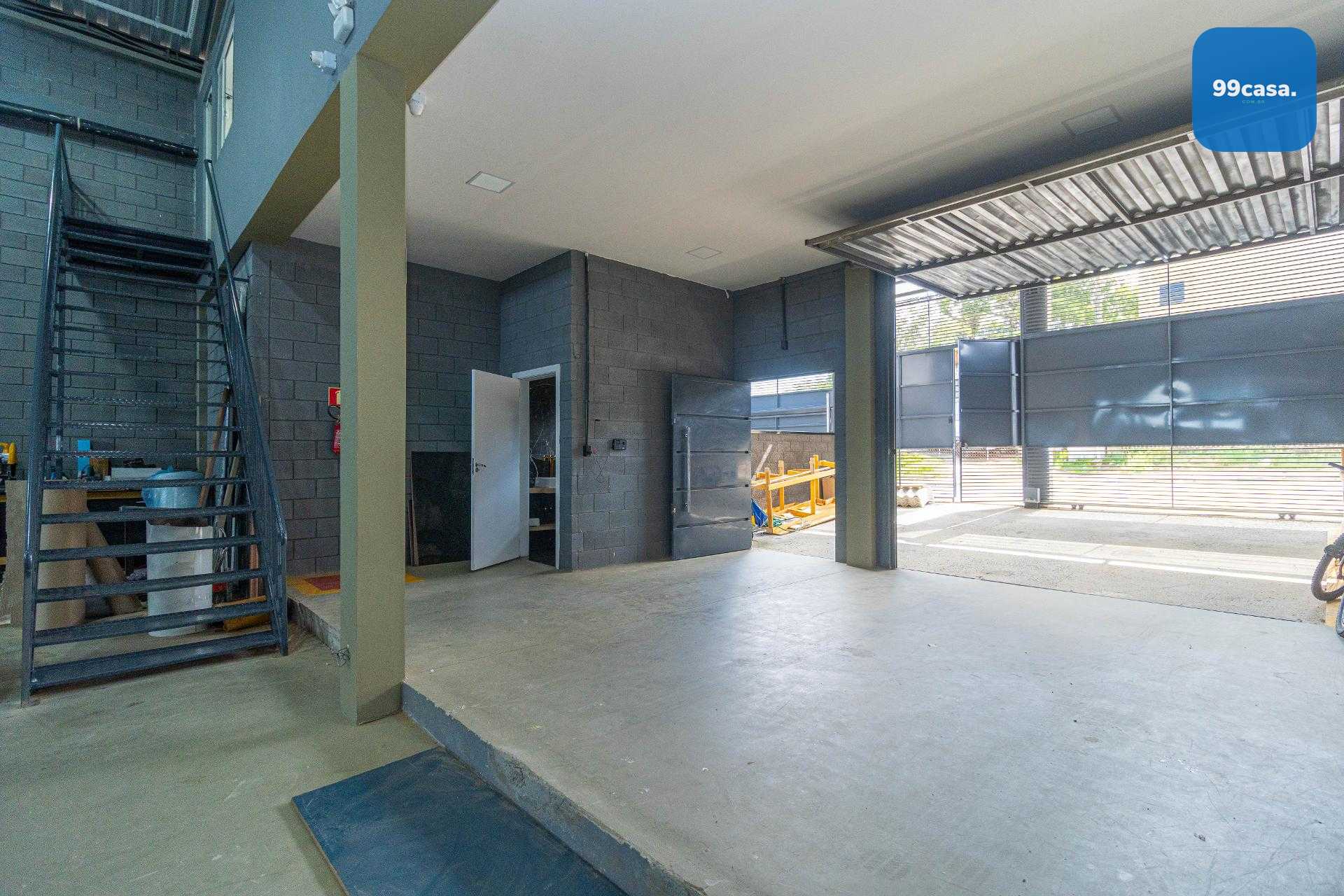Galpão Industrial/Comercial à Venda em Fazenda Rio Grande: 587m²