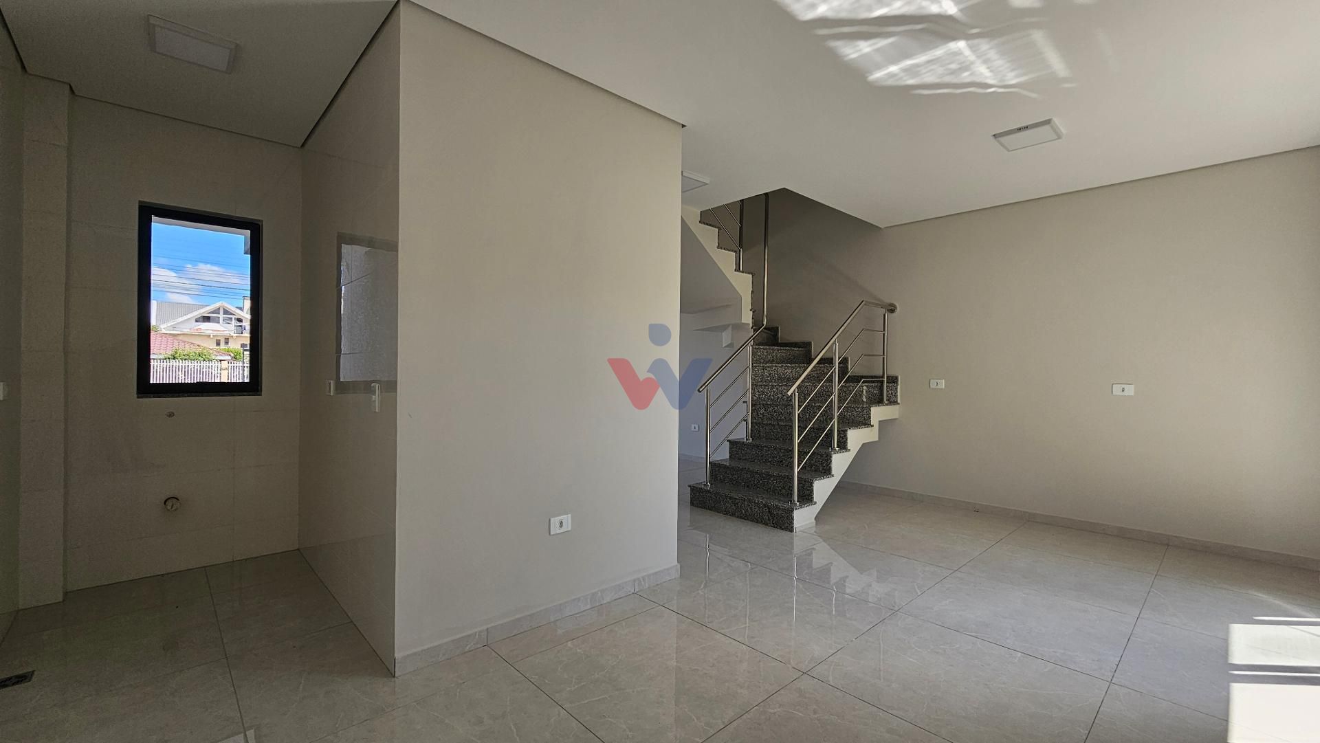 Sobrado 3 quartos com suíte no Bairro Estação, Araucária  Últi...