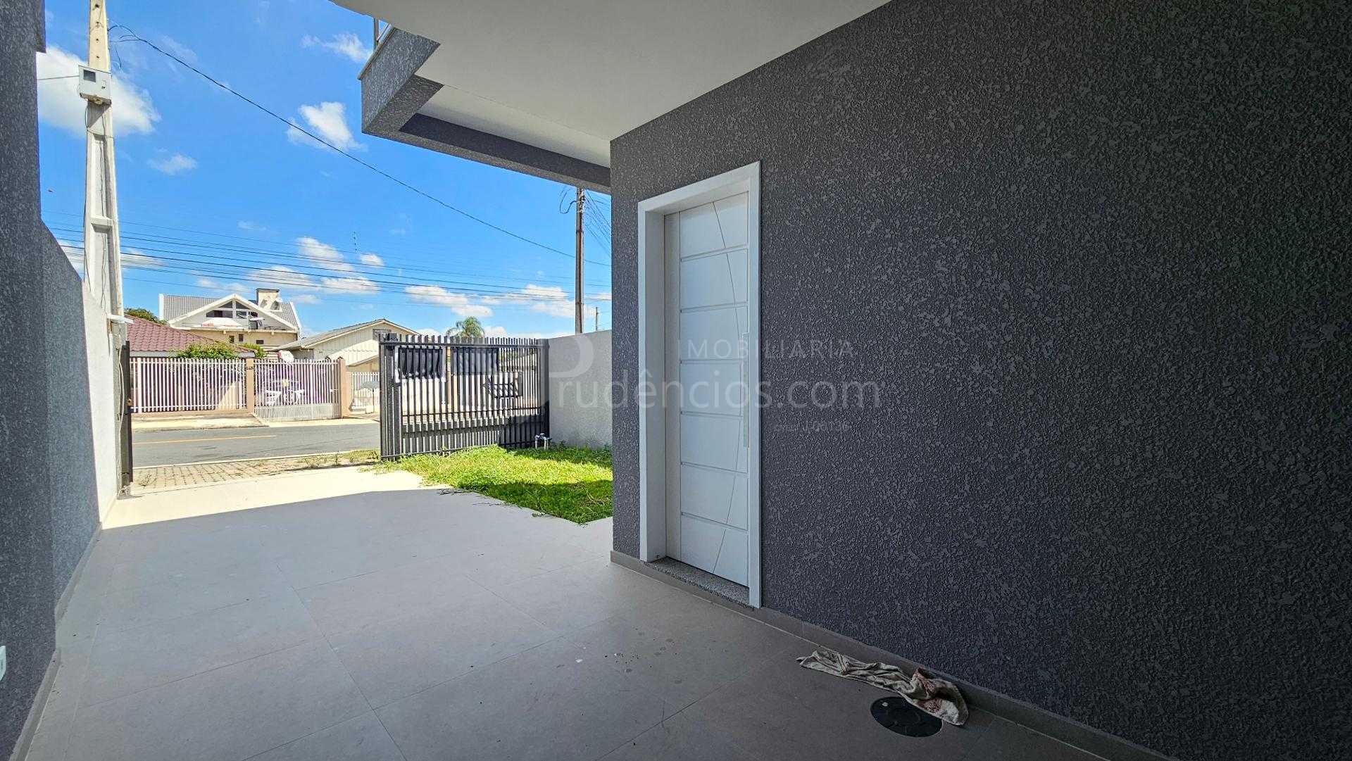 Sobrado 3 quartos com suíte no Bairro Estação, Araucária  Últi...