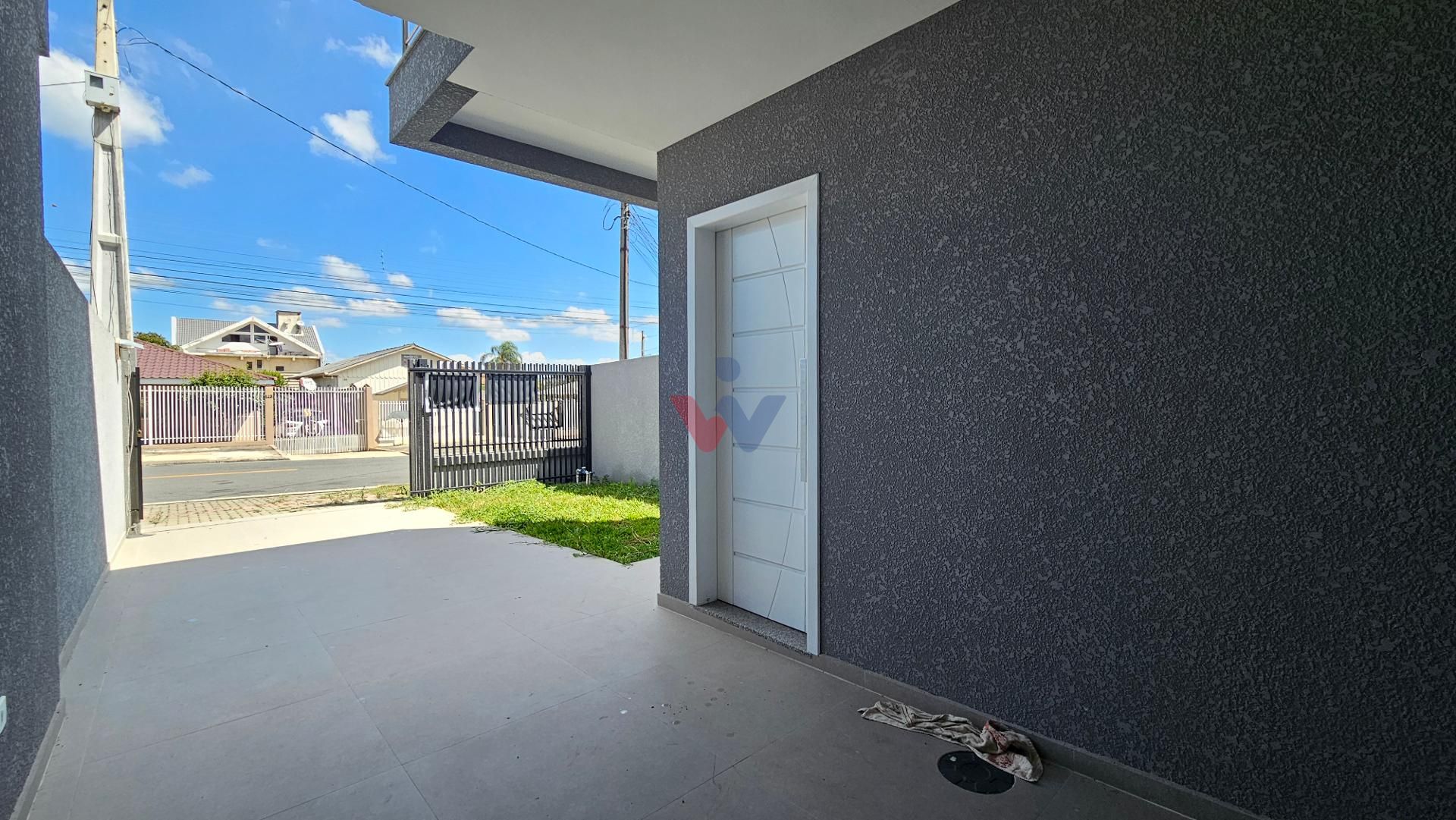 Sobrado 3 quartos com suíte no Bairro Estação, Araucária  Últi...