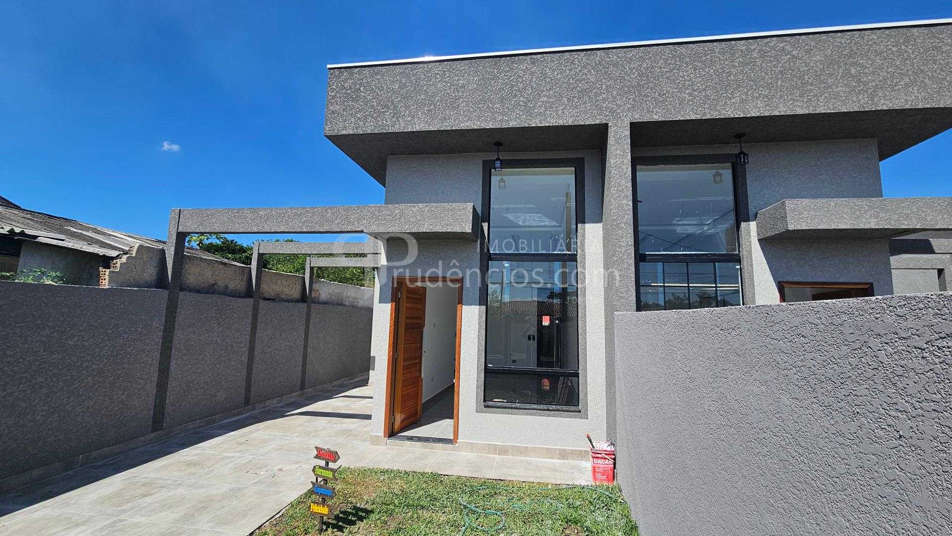 Casa nova com 3 quartos, suíte e amplo terreno  última unidade 