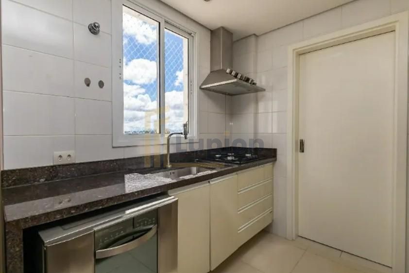 Apartamento 2 Suítes à Venda no Edifício QUEBEC com Vista Pano...