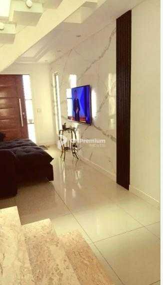 Sobrado Averbado 3 Quartos em Condomínio Fechado  Solar Floren...