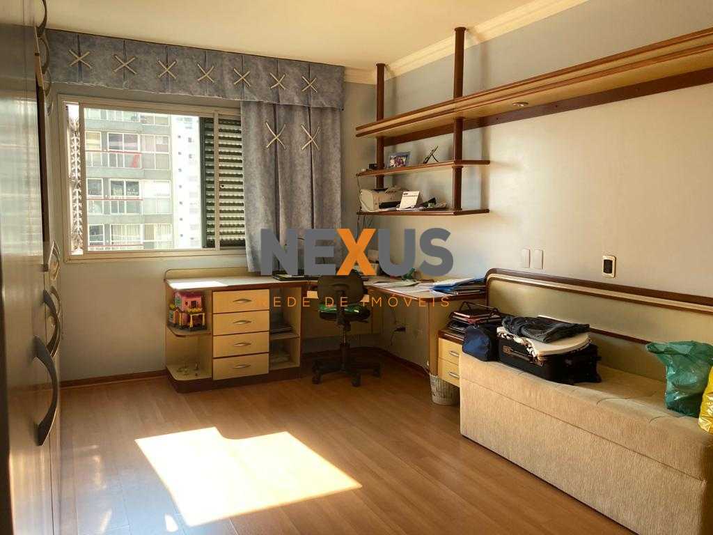 Lindo Apartamento à Venda no Edifício Colina Imperial, 3 Quart...