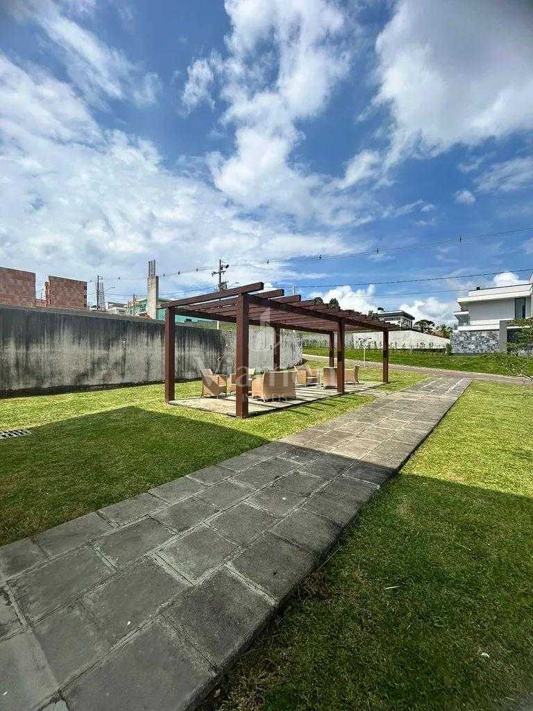 Terreno 1.000m  em Condomínio Fechado de Alto Padrão  Pinhais