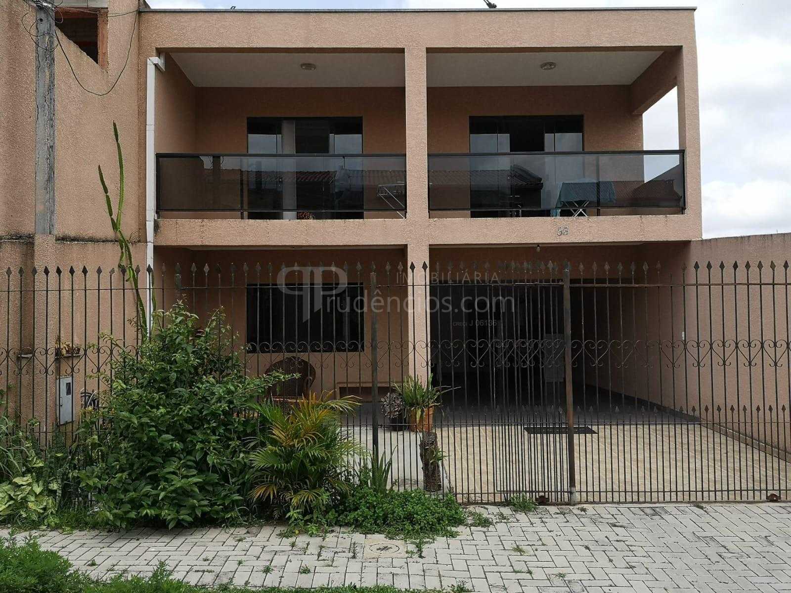 Sobrado com 210m , 3 quartos e suíte no Diadema  Espaço, confo...