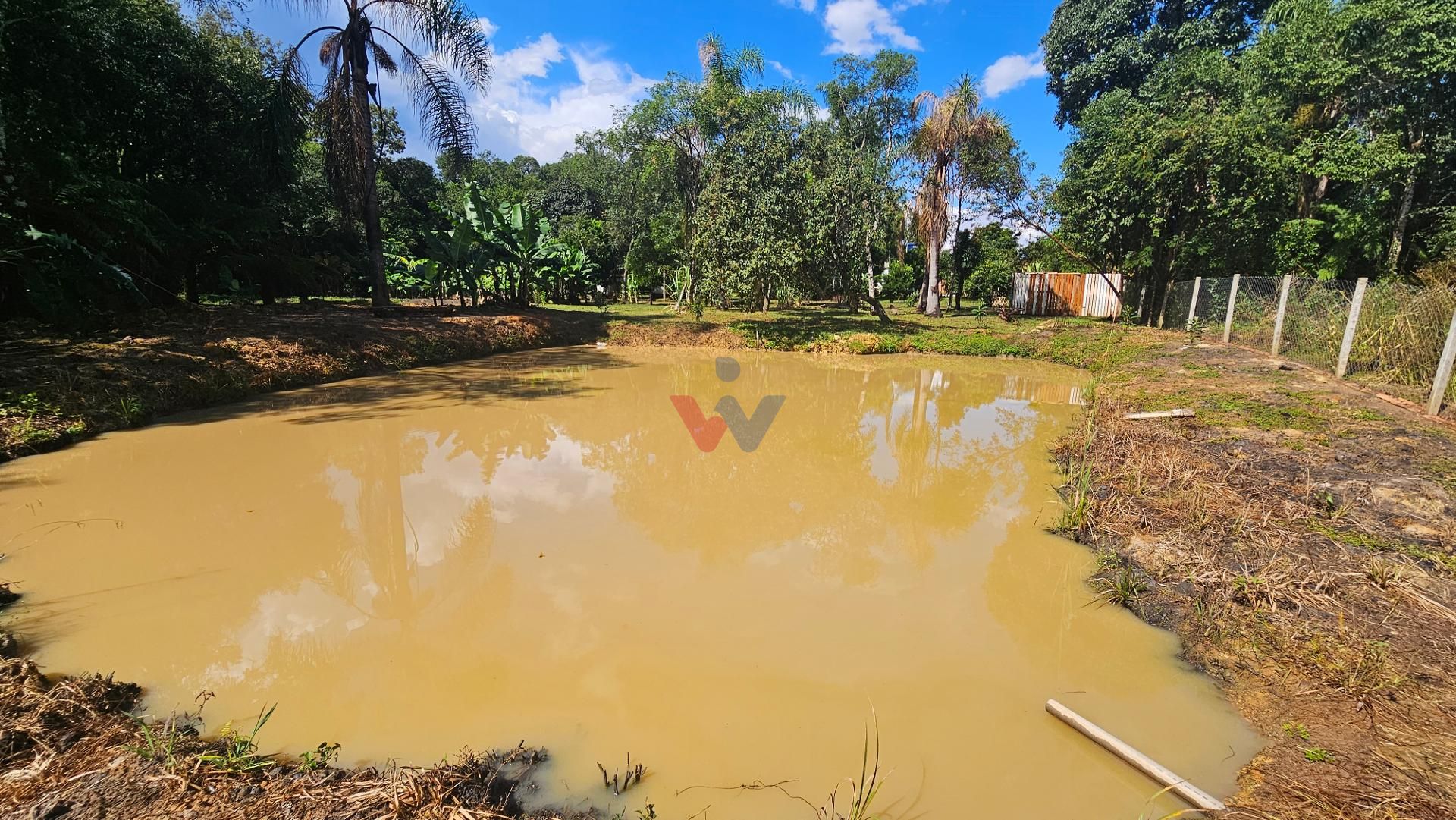 Chácara com 10000 m , registrada, por R  350.000,00 - Zona Rur...