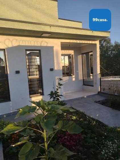 Oportunidade Única  Imóvel Espaçoso à Venda em Piraquara  180m...