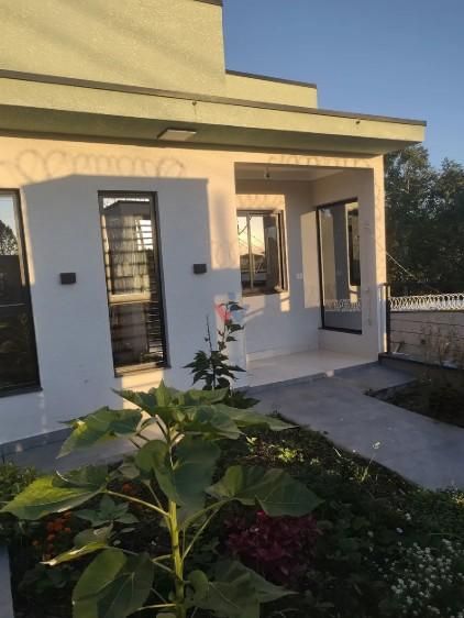 Oportunidade Única  Imóvel Espaçoso à Venda em Piraquara  180m...