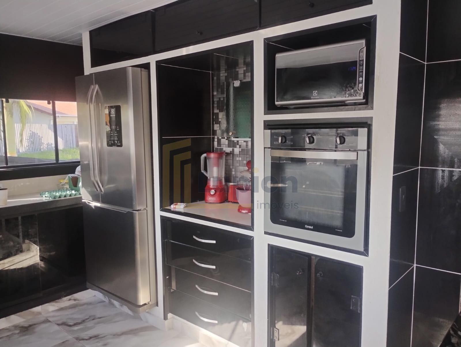 Casa de Esquina em Canoas, 3 Quartos, Piscina, Cinema e Automa...