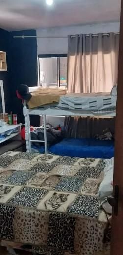 Excelente Sobrado à Venda com Duas Casas Independentes  Ótima ...