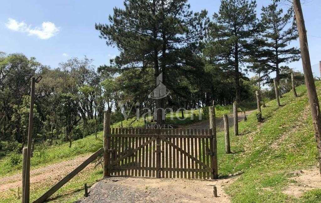 Chácara dos Sonhos no Campo  Casa em Madeira, Piscinas de Peix...