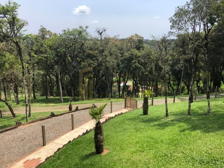 Chácara dos Sonhos no Campo  Casa em Madeira, Piscinas de Peix...