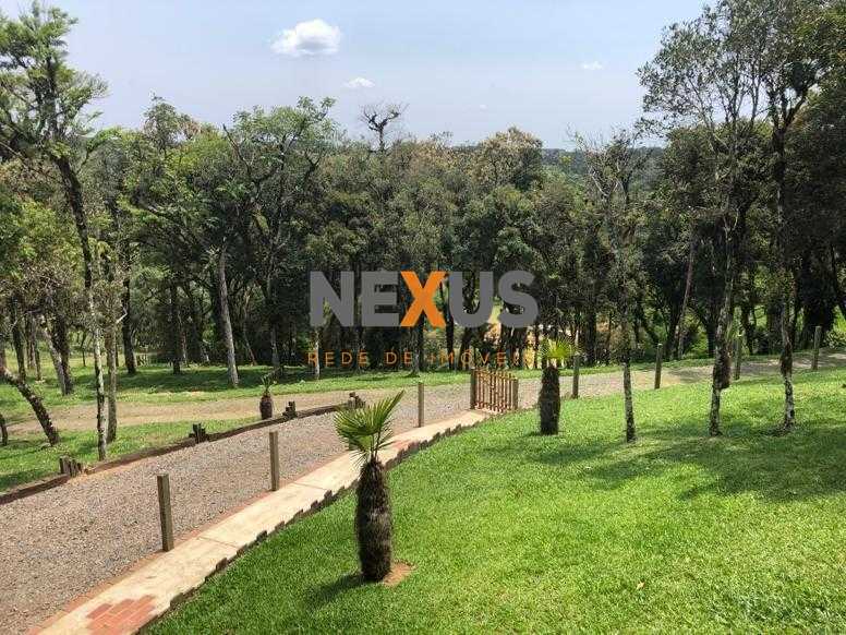 Chácara dos Sonhos no Campo  Casa em Madeira, Piscinas de Peix...