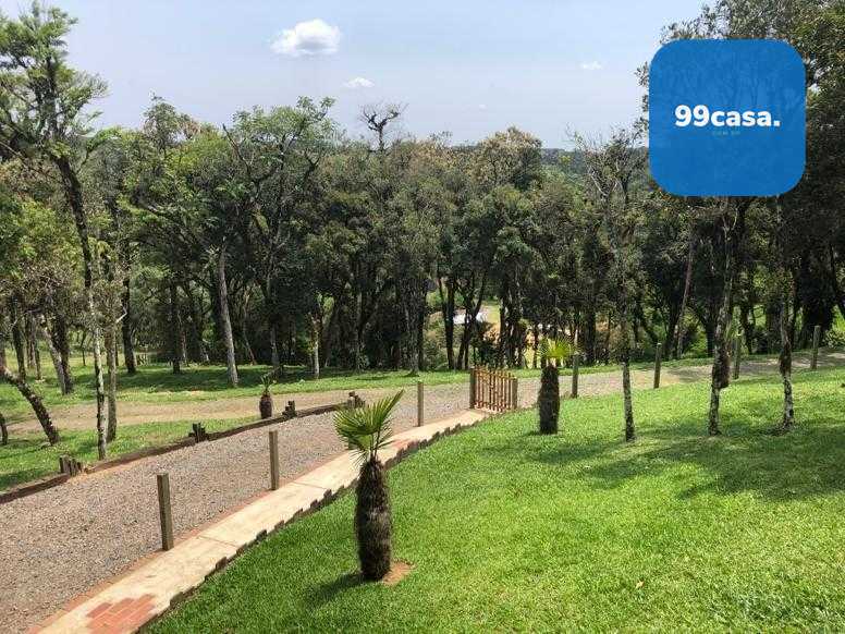 Chácara dos Sonhos no Campo  Casa em Madeira, Piscinas de Peix...