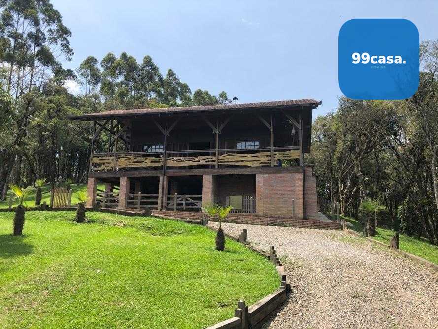 Chácara dos Sonhos no Campo  Casa em Madeira, Piscinas de Peix...