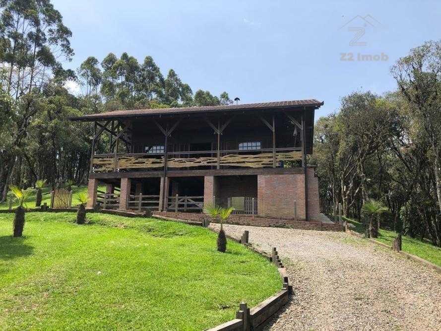 Chácara dos Sonhos no Campo  Casa em Madeira, Piscinas de Peix...