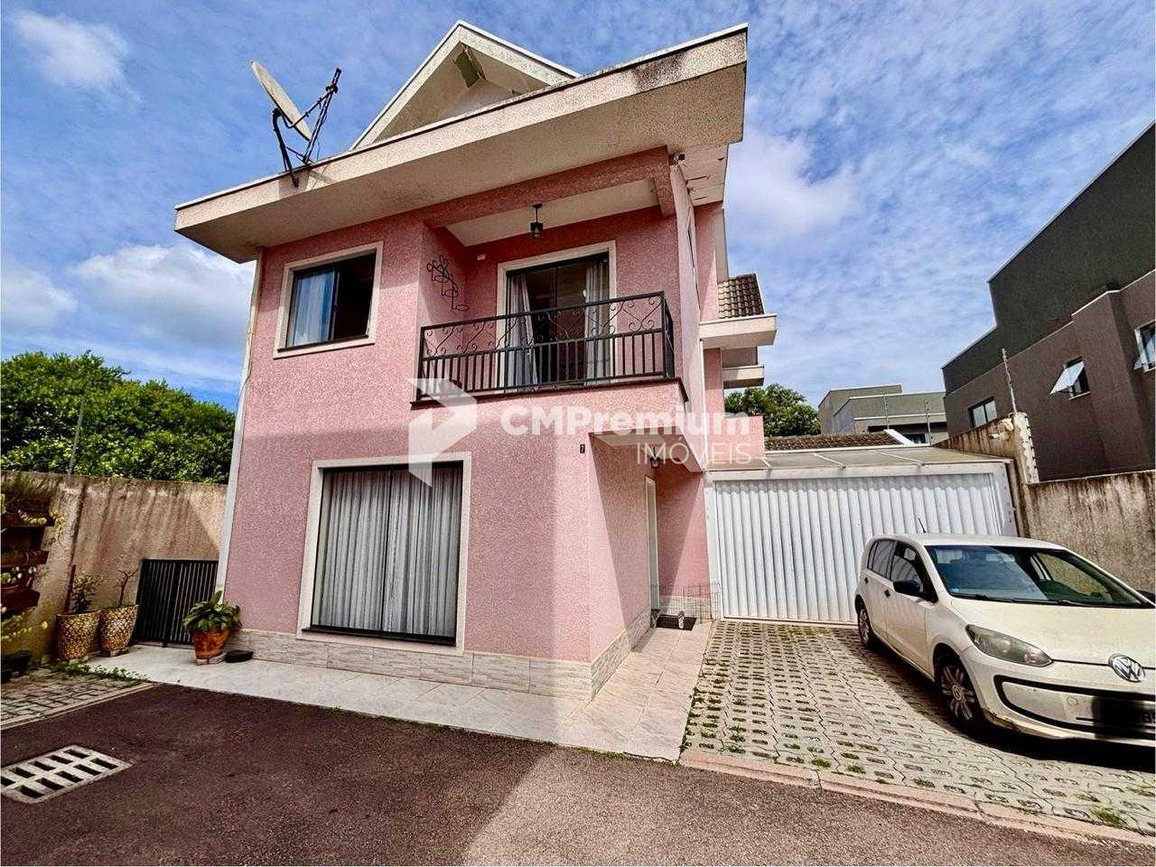 Sobrado Exclusivo em Condomínio Fechado no Boqueirão, Privacid...