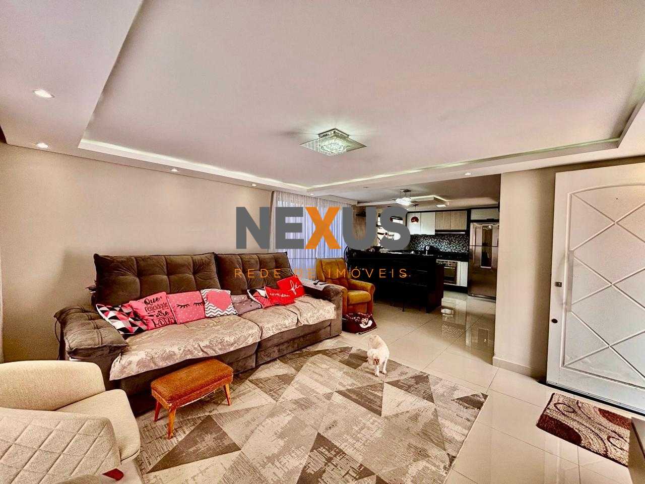 Sobrado Exclusivo em Condomínio Fechado no Boqueirão, Privacid...