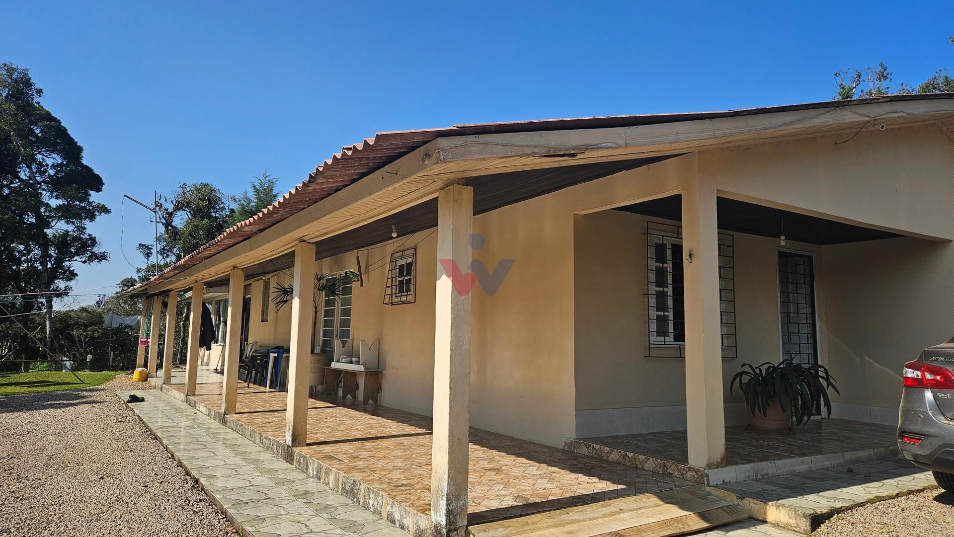 Linda Chácara 24.870 m  à Venda em São José dos Pinhais  Pisci...