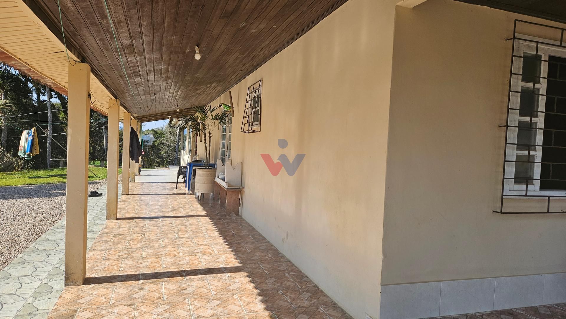 Linda Chácara 24.870 m  à Venda em São José dos Pinhais  Pisci...