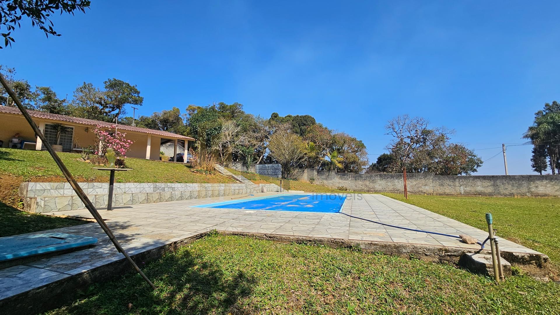 Linda Chácara 24.870 m  à Venda em São José dos Pinhais  Pisci...