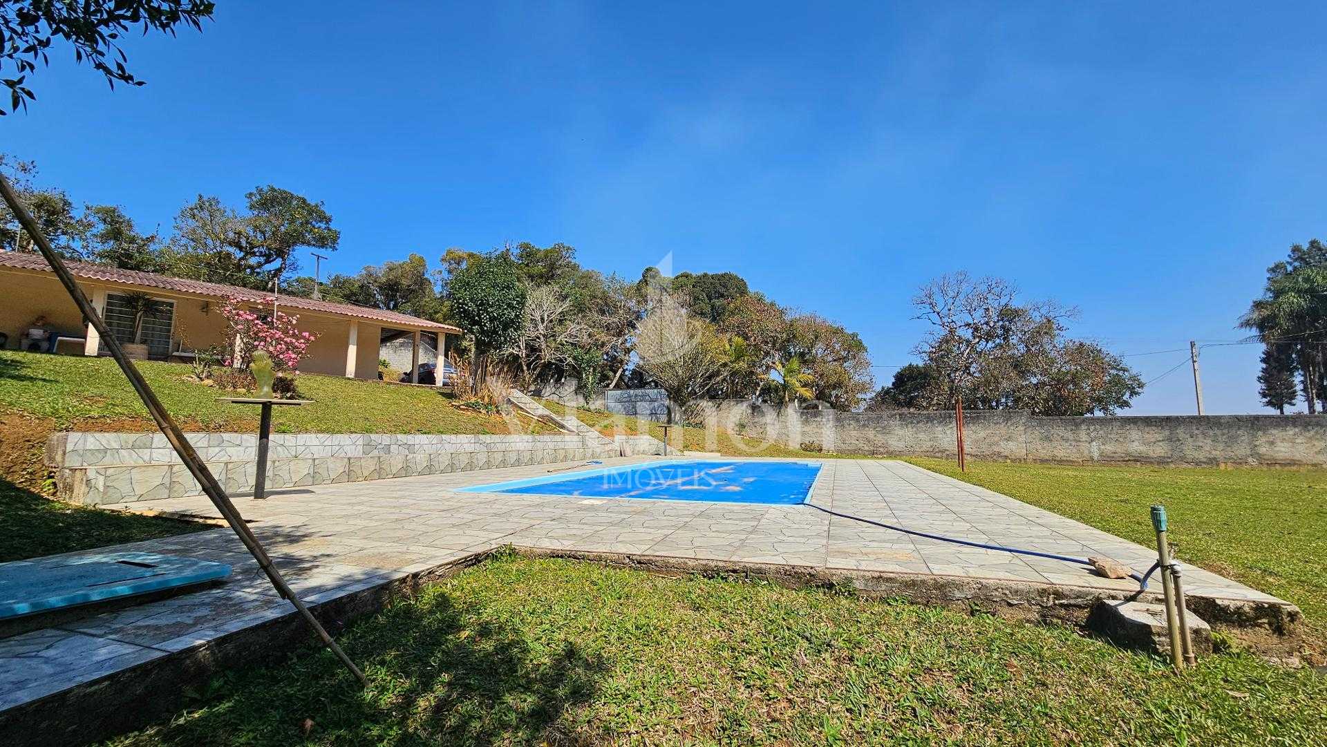 Linda Chácara 24.870 m  à Venda em São José dos Pinhais  Pisci...