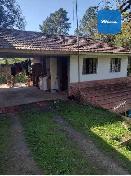 Casa aconchegante de 2 quartos em região tranquila com varanda...