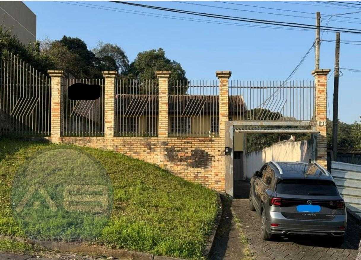 Terreno com Casa no Abranches  3 Quartos, Vista Privilegiada e...