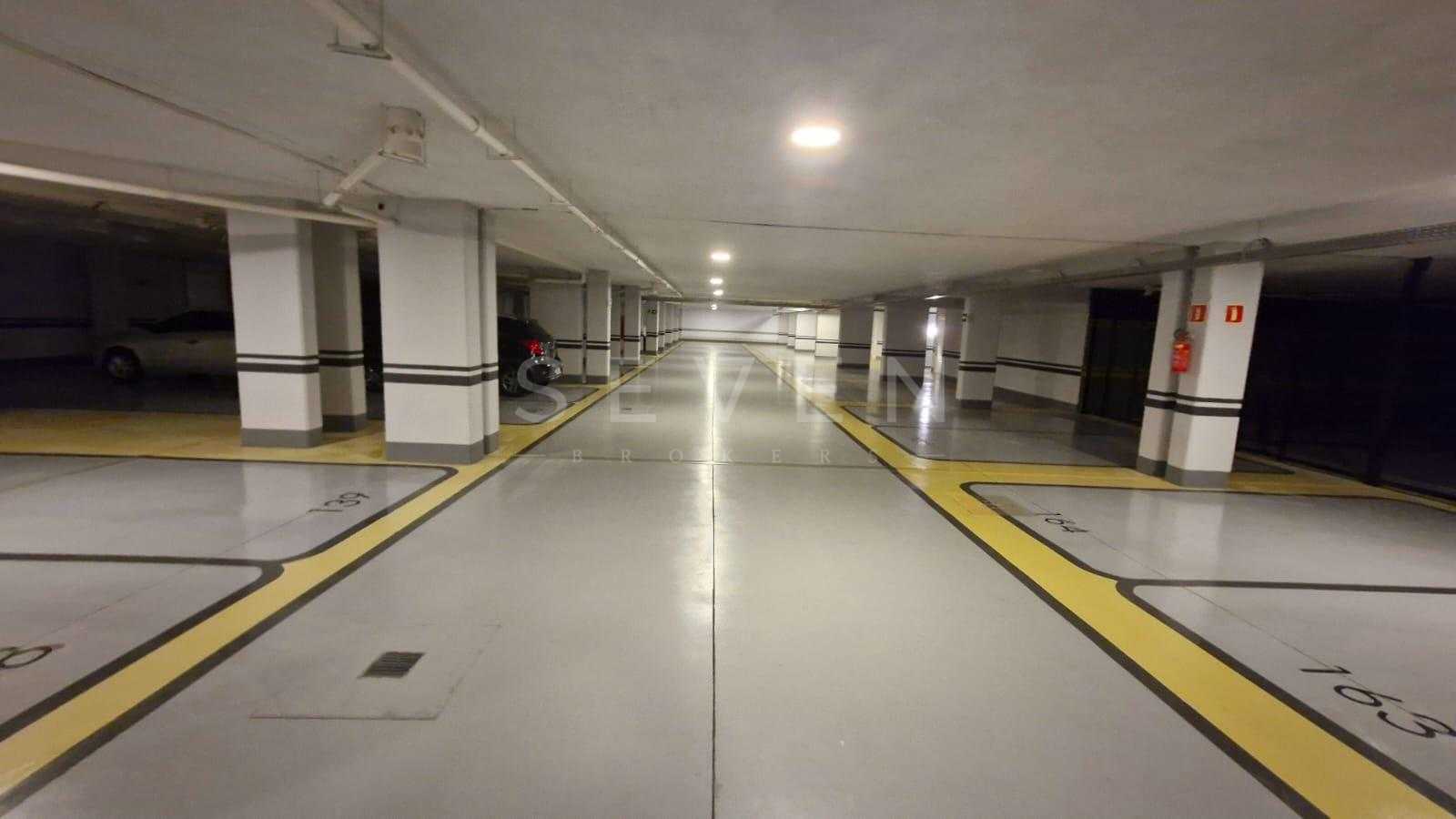 Cobertura Duplex de 3 Suítes à Venda no Trebbiano Residencial,...