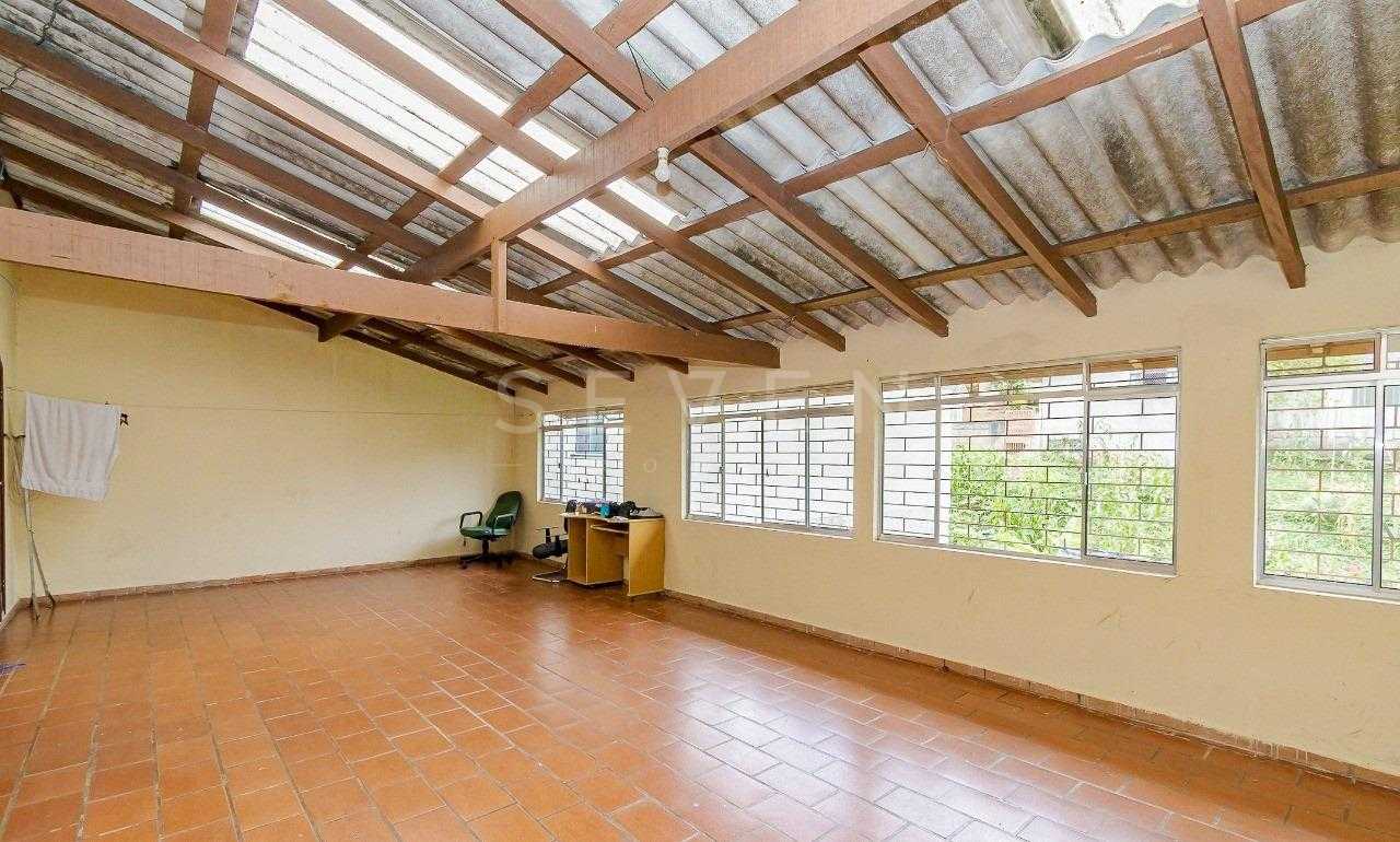 Casa à venda em amplo terreno de 570 m   grande potencial de r...