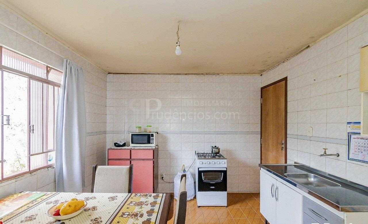 Casa à venda em amplo terreno de 570 m   grande potencial de r...