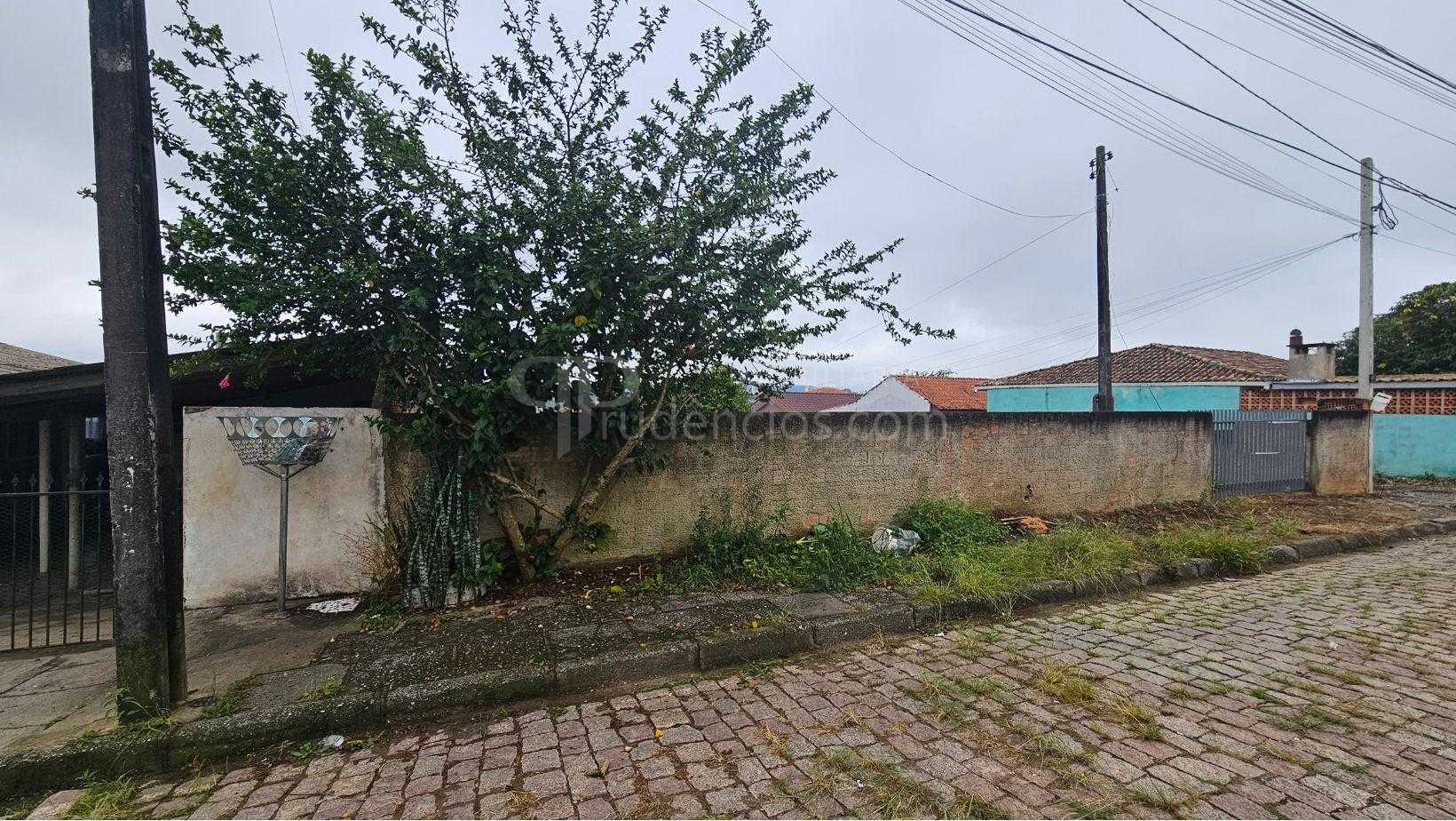 Terreno na Lapa com 412,5m , leve declive e vista privilegiada...