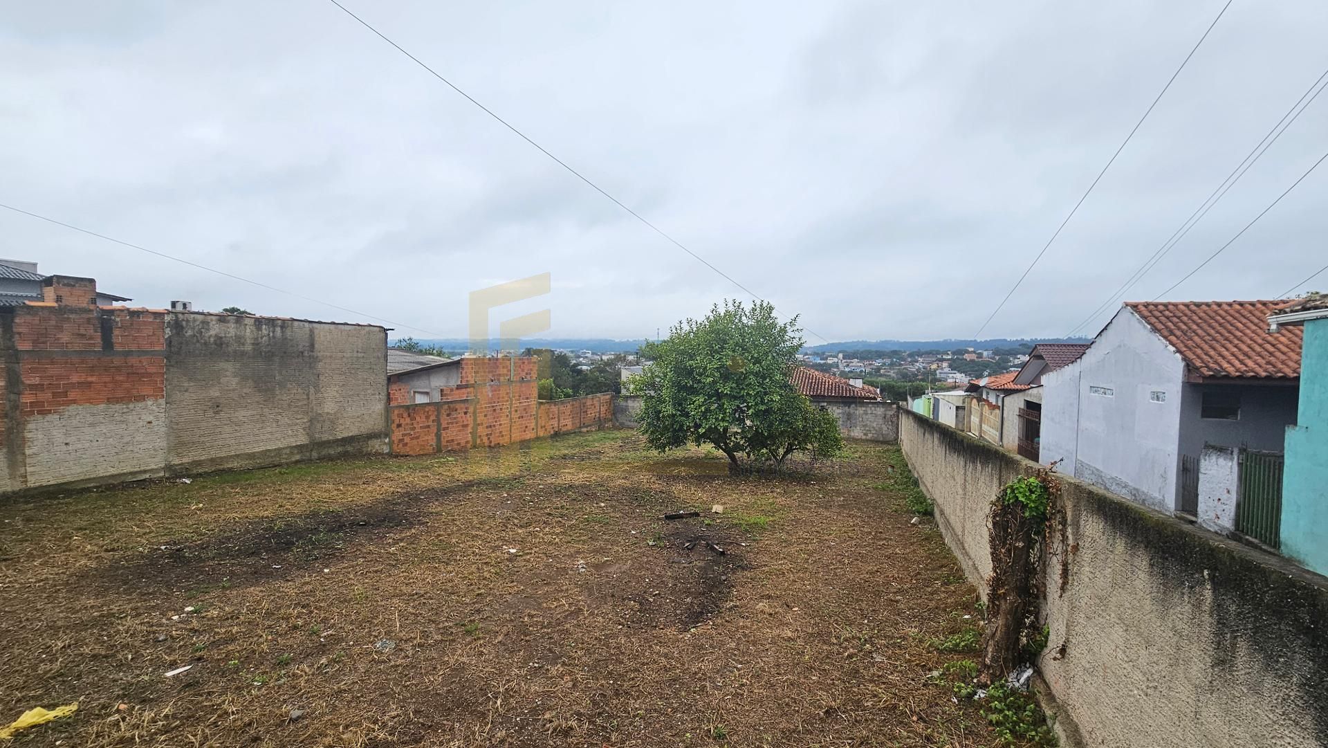Terreno na Lapa com 412,5m , leve declive e vista privilegiada...