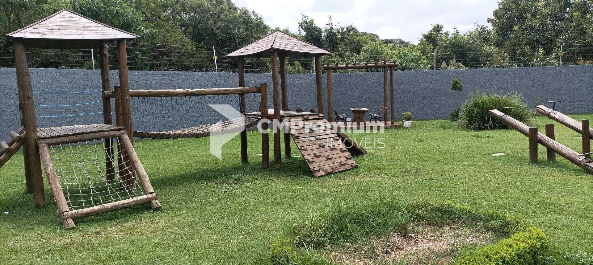 indo Terreno em Condomínio Fechado no Bairro Cachoeira  Segura...