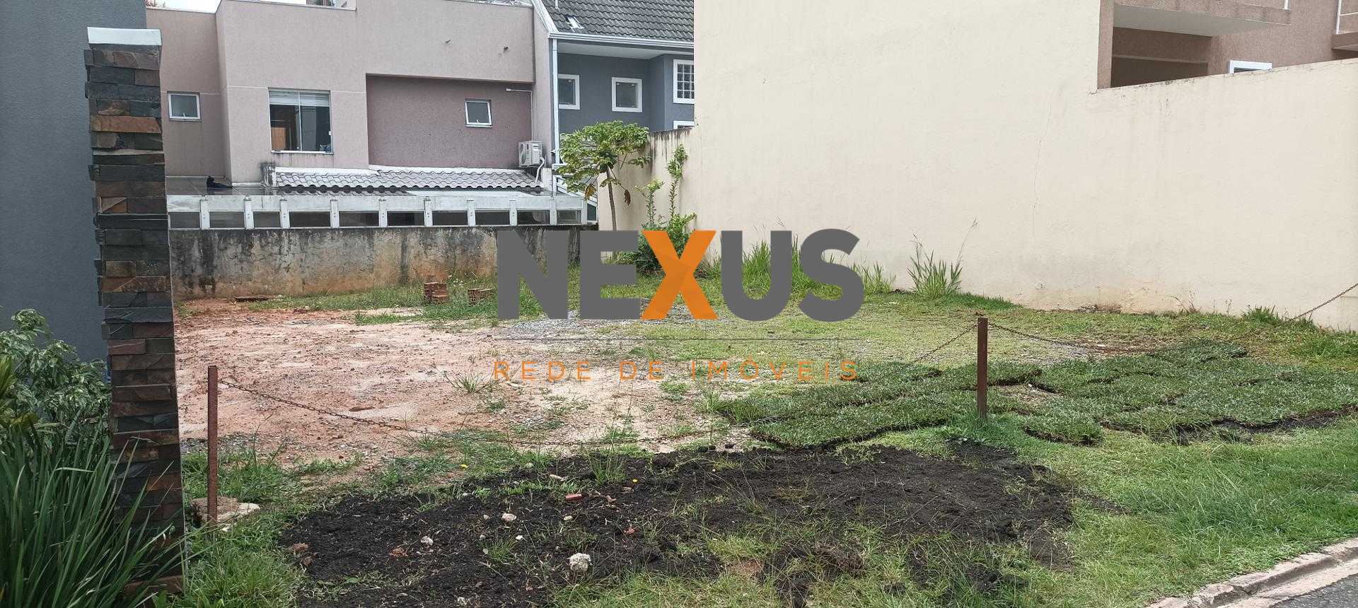 indo Terreno em Condomínio Fechado no Bairro Cachoeira  Segura...