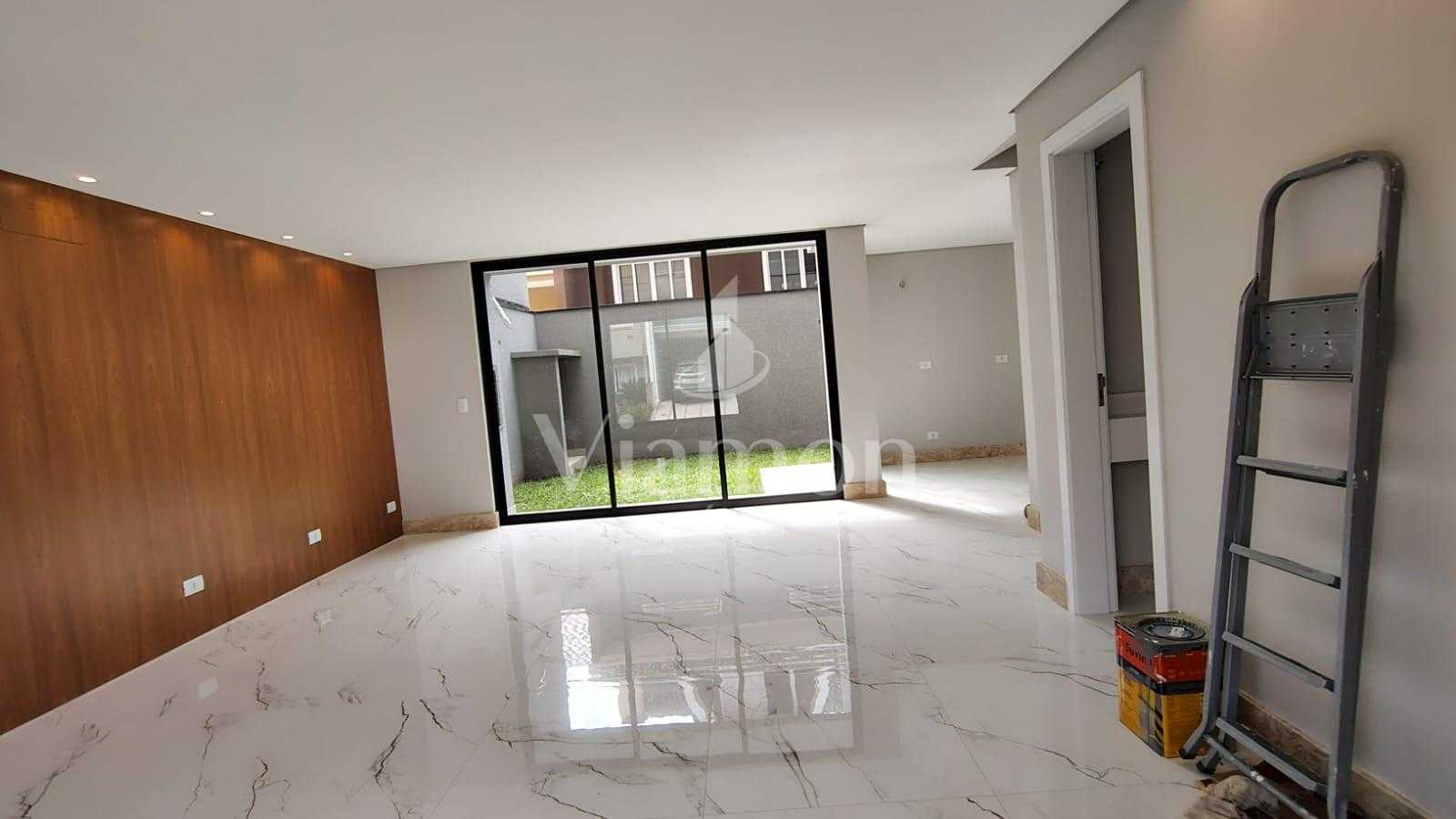 Lindo Sobrado 3 Dormitórios no Bairro Cachoeira  Barreirinha, ...