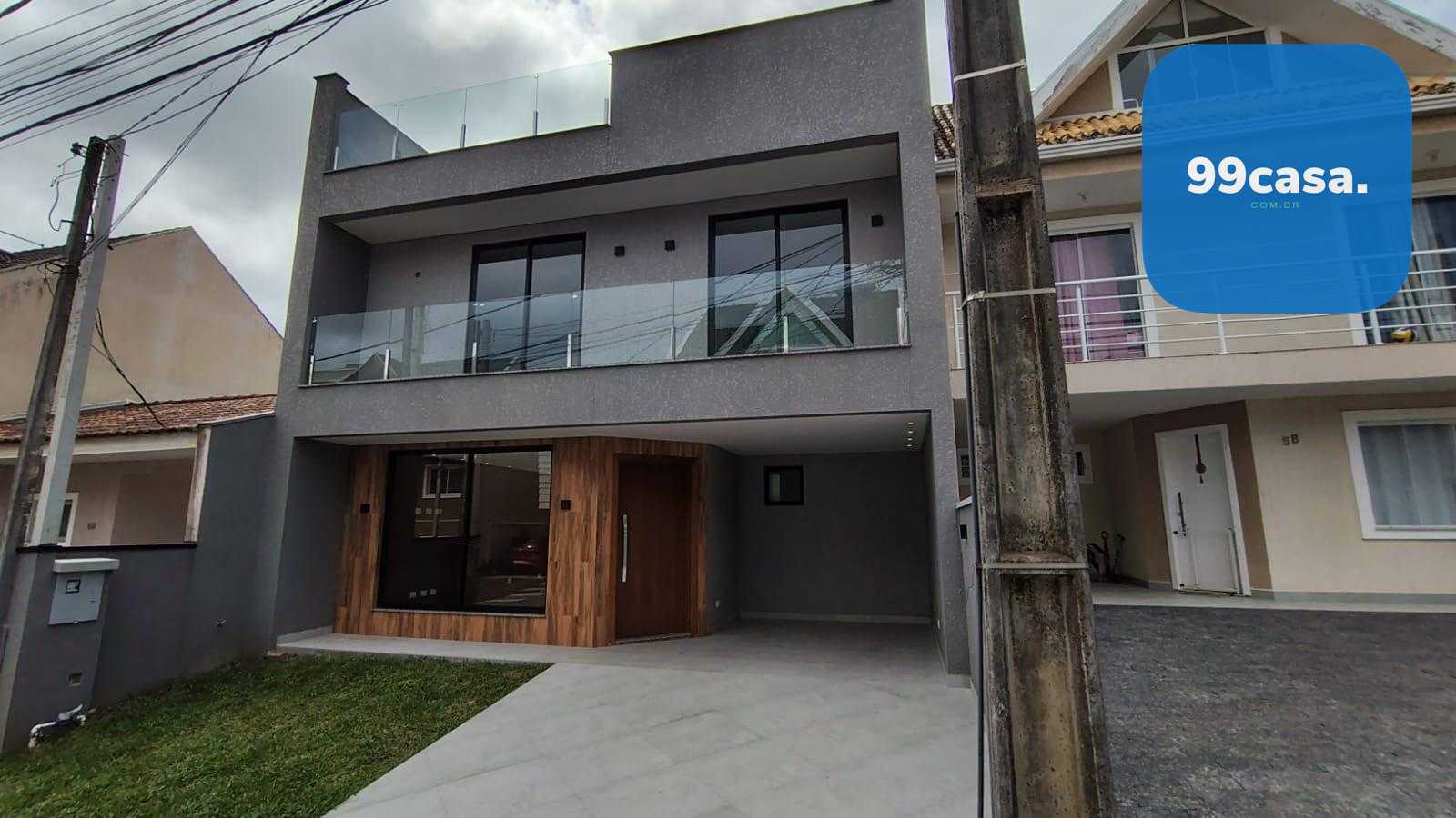 Lindo Sobrado 3 Dormitórios no Bairro Cachoeira  Barreirinha, ...