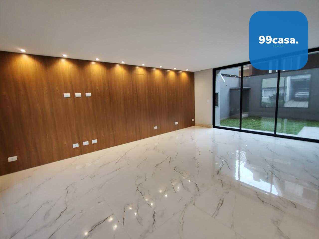 Lindo Sobrado 3 Dormitórios no Bairro Cachoeira  Barreirinha, ...