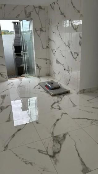 Condomínio Ensolarado com 2 Quartos e Vista para o Parque Tanguá