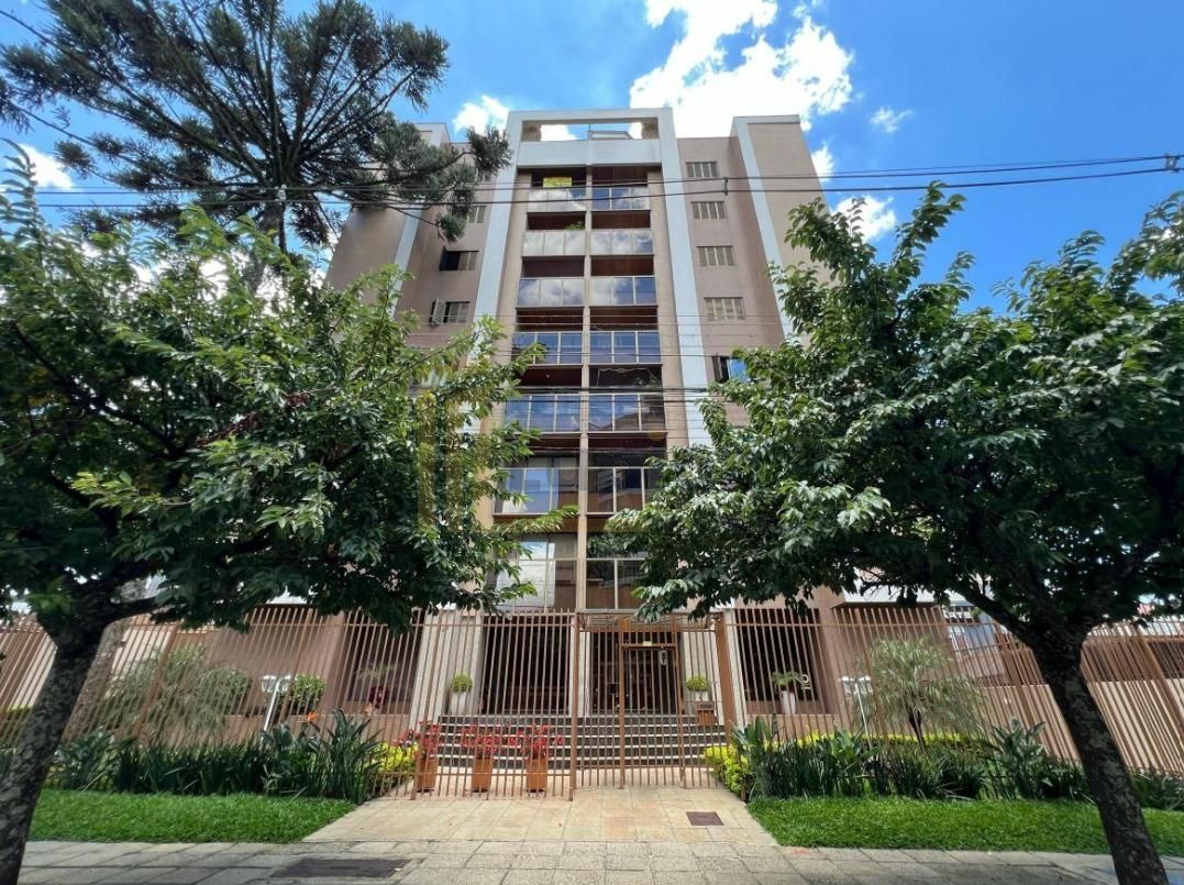 Cobertura Exclusiva no Juvevê com Elevador Privativo e Vista P...