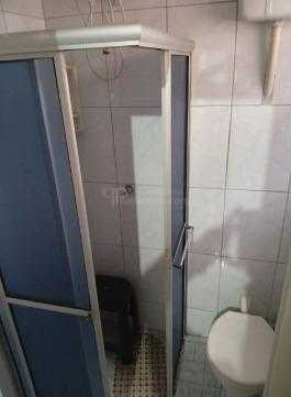 Excelente Oportunidade no Novo Mundo  Terreno com 3 Casas e Po...