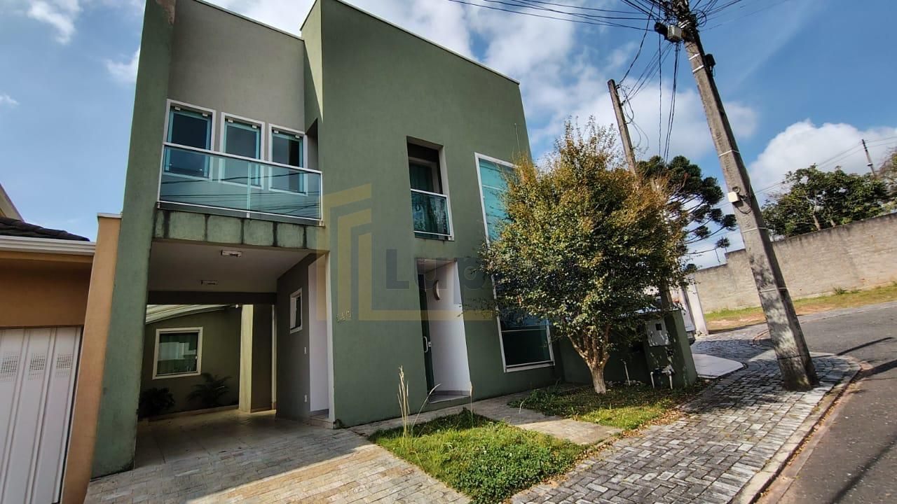 Sobrado Três Quartos Em Condomínio Fechado  No Bairro Cachoeir...